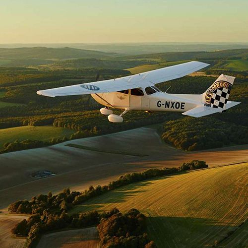 I've wanted to fly forever! And a flying lesson is the first step